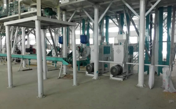 <a href=http://http://www.pugoyi.cn/product/6/ target=_blank class=infotextkey>玉米加工機械</a>