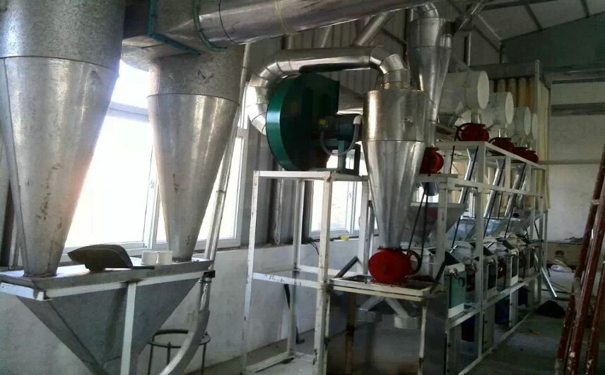 <a href=http://www.pugoyi.cn/product/6/ target=_blank class=infotextkey>玉米深加工機(jī)械</a>