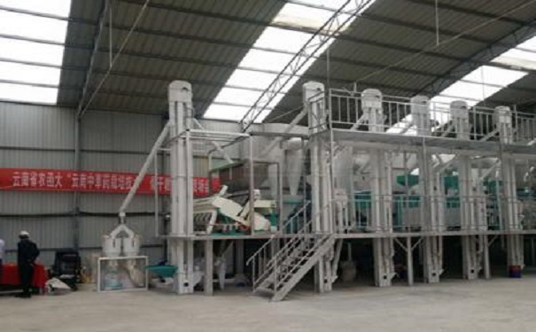 <a href=http://www.pugoyi.cn/product/6/ target=_blank class=infotextkey>玉米加工設(shè)備</a>
